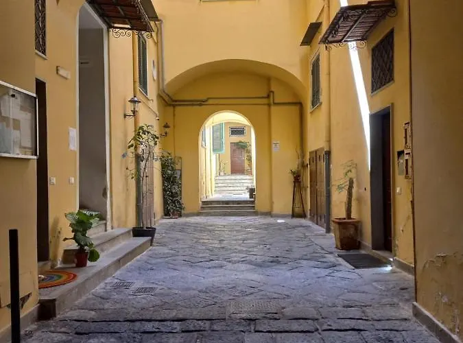 La Maison Marseille Hotel *